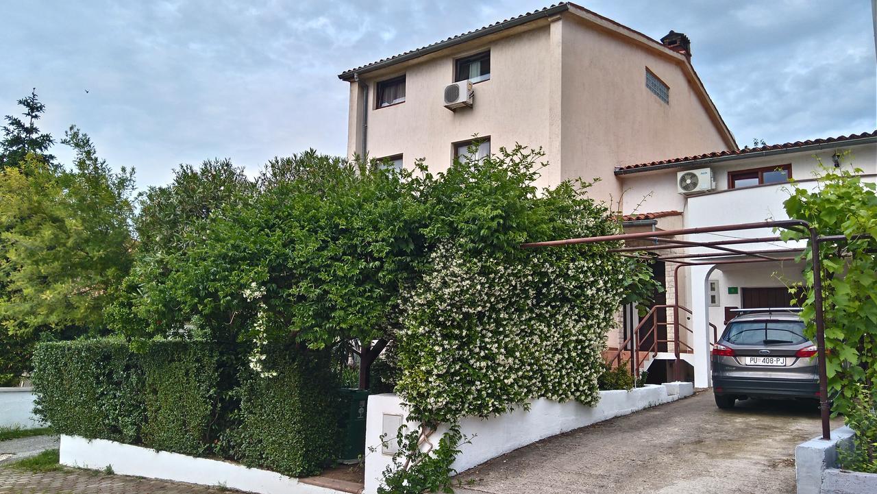 Apartment Drenovica Pula Zewnętrze zdjęcie